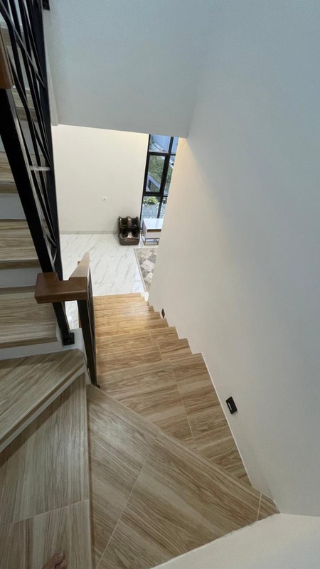 Rumah Modern Scandinavian di Jagakarsa, Siap Huni Ada Private Pool