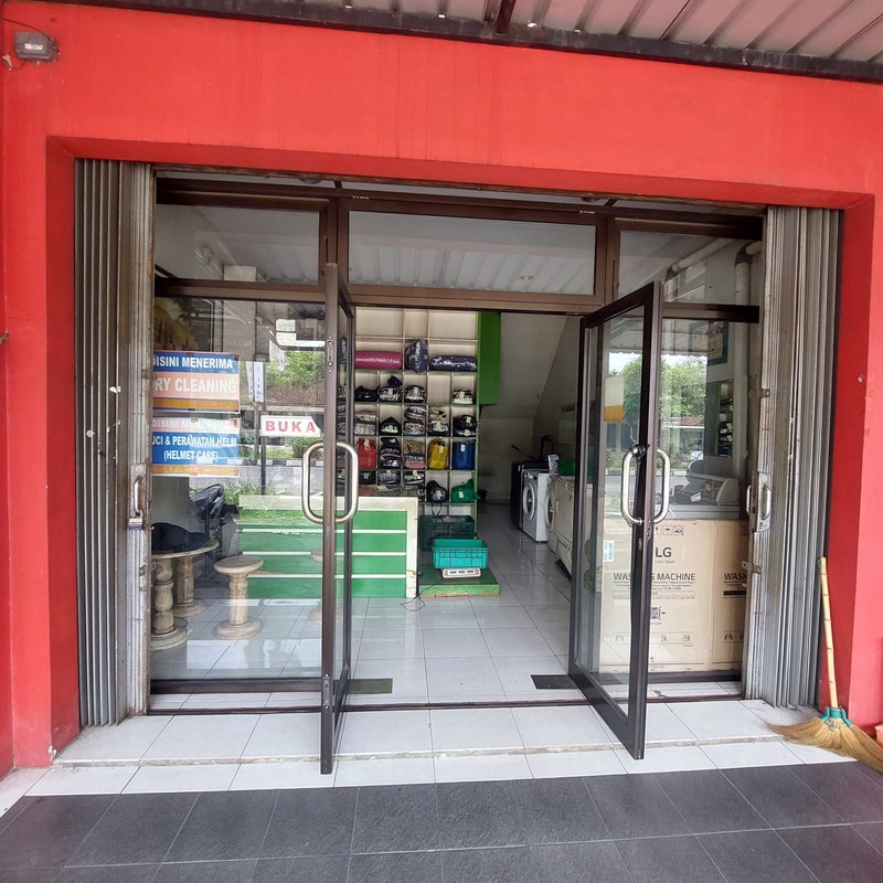 Dijual Ruko 2 Lantai Lokasi Strategis di Area Condong Catur - Depok Sleman 