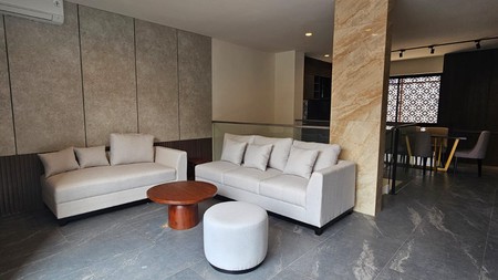 Dijual Rumah Mewah Lokasi Strategis Di Permata Hijau, Jakarta Selatan