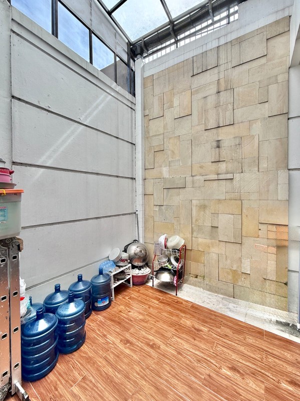 DIJUAL RUMAH CANTIK DAERAH PANGKALAN JATI DEKAT UPN 