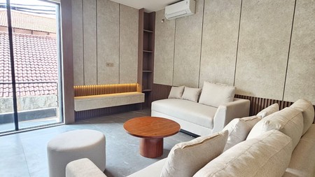 Dijual Rumah Mewah Lokasi Strategis Di Permata Hijau, Jakarta Selatan