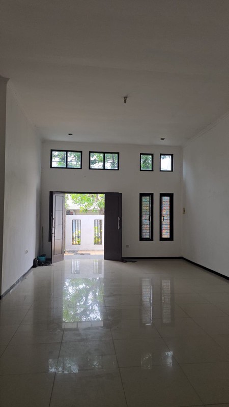 Disewakan Rumah Siap Huni Terawat Bersih di  Pondok Tjandra