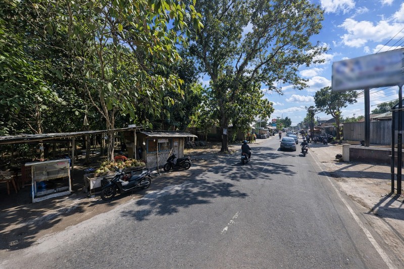 Disewakan Tanah Strategis 1.565 meter Pinggir Jalan Raya Imogiri Timur Dekat Terminal Giwangan, Wirokerten, Banguntapan, Bantul