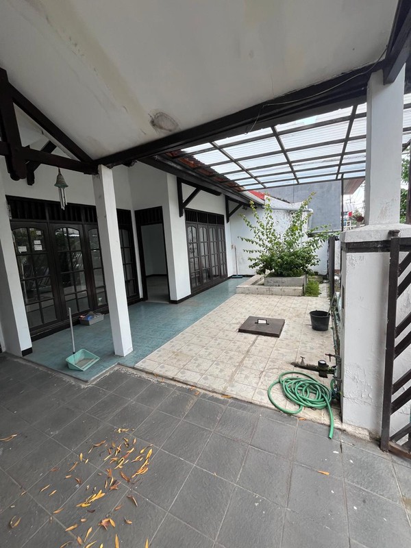 Rumah 2 Lantai SHM Baruk Utara Surabaya LT 170 m²