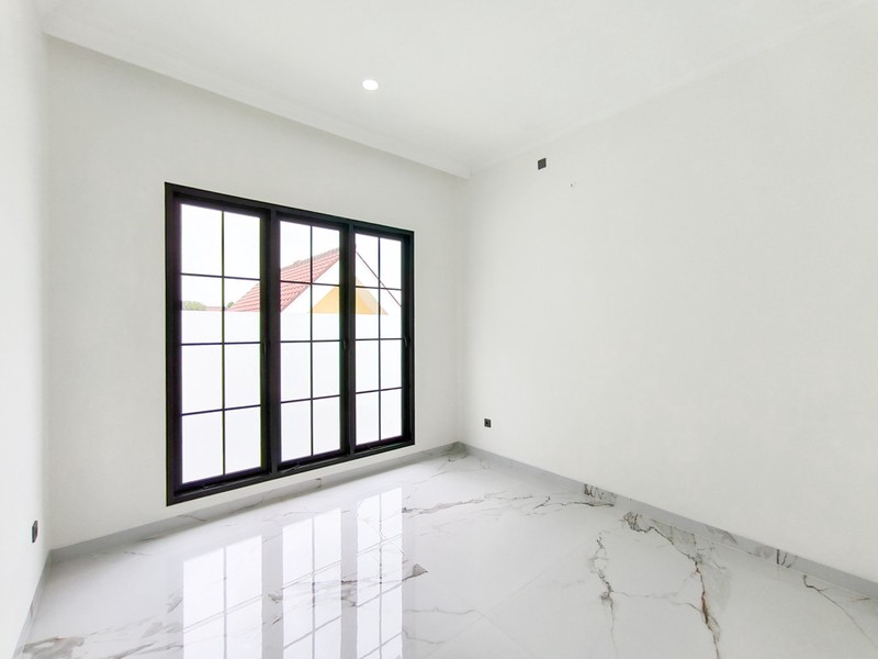 Rumah Mewah, American Classic, Siap Huni di BIntaro Sektor 3