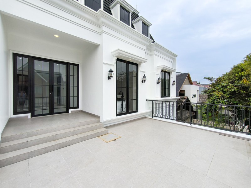 Rumah Mewah, American Classic, Siap Huni di BIntaro Sektor 3