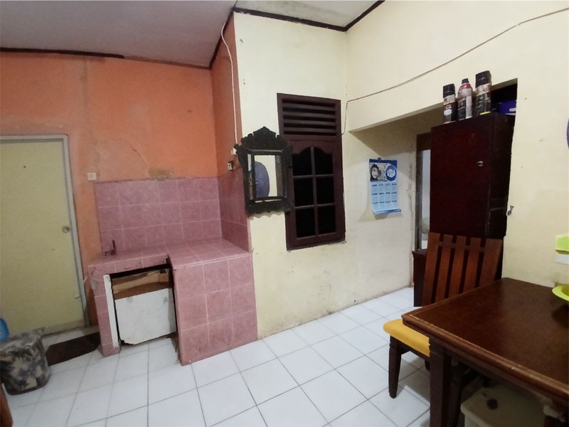 Dijual rumah di jalan Palem Cibubur