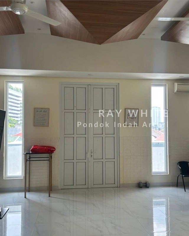 Rumah Mewah Kebayoran Baru Dekat Gandaria City & MRT Asean 