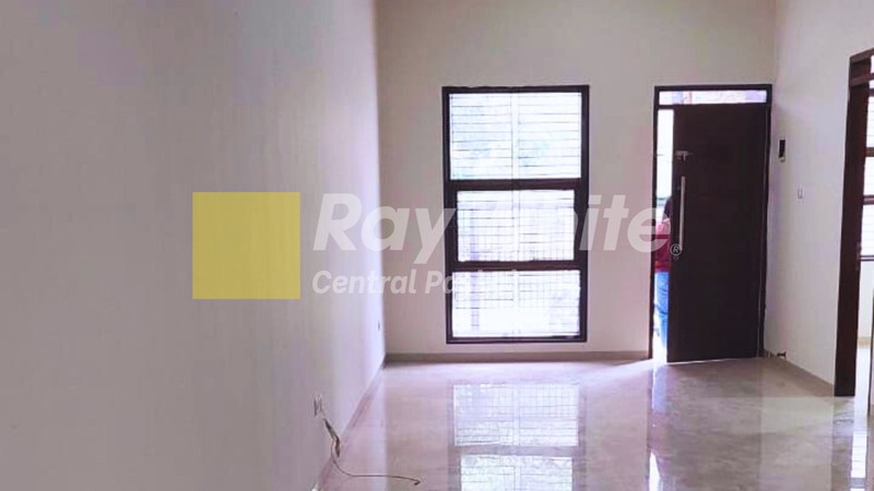 Rumah Cantik Baru Renovasi di TKI 2 Bandung