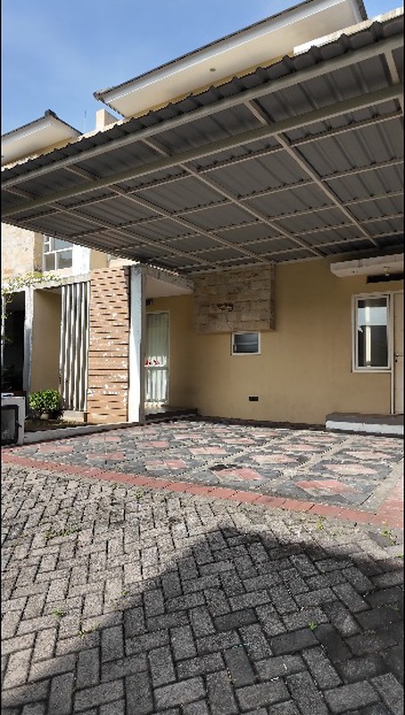 Rumah 2 Lantai Siap Huni Puri Surya Jaya Cluster New Vancouver SHM