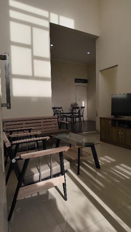 Rumah 2 Lantai Siap Huni Puri Surya Jaya Cluster New Vancouver SHM