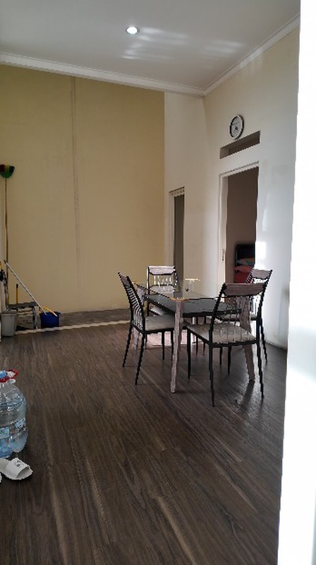 Rumah 2 Lantai Siap Huni Puri Surya Jaya Cluster New Vancouver SHM