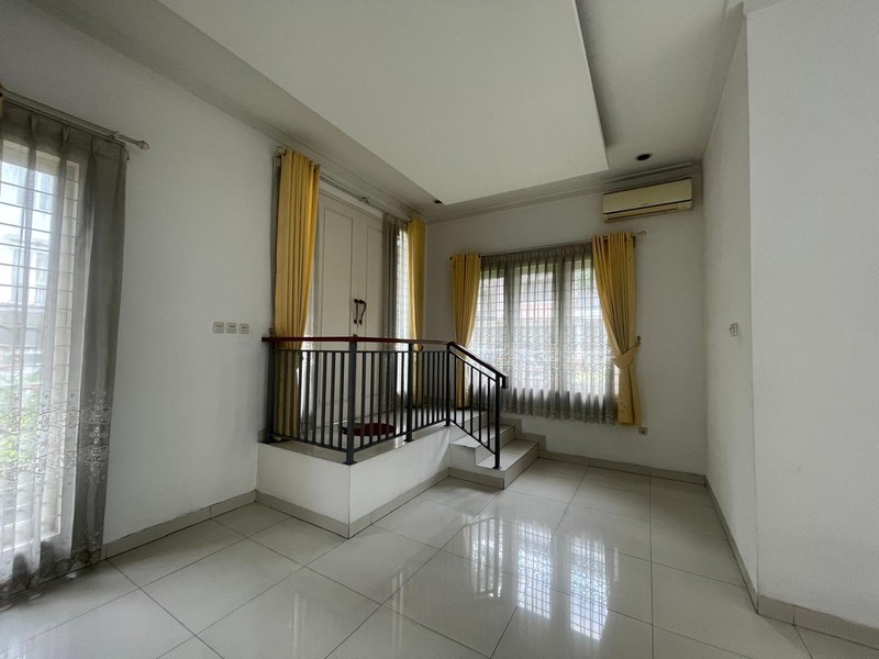 DIJUAL RUMAH perumahan exclusive di lebak Bulus