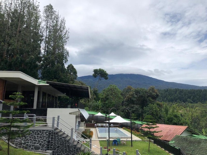 Villa Eksklusif Di Cisaat, Sukabumi