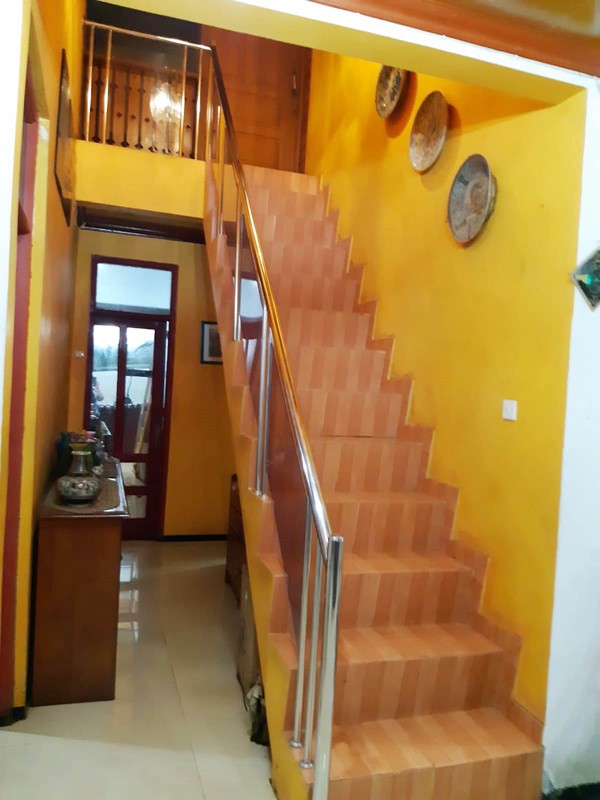 Rumah Lama 2 Lantai. Harga Terjangkau. Di Japos Graha Lestari, Jurang Mangu, Pondok Aren.