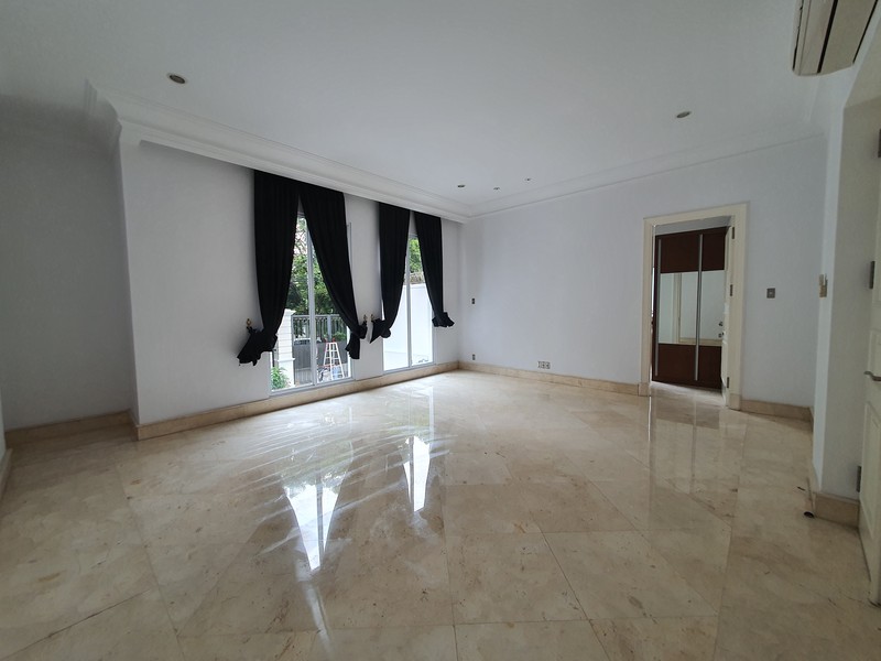 for rent Bright and Luxurious House in Senopati