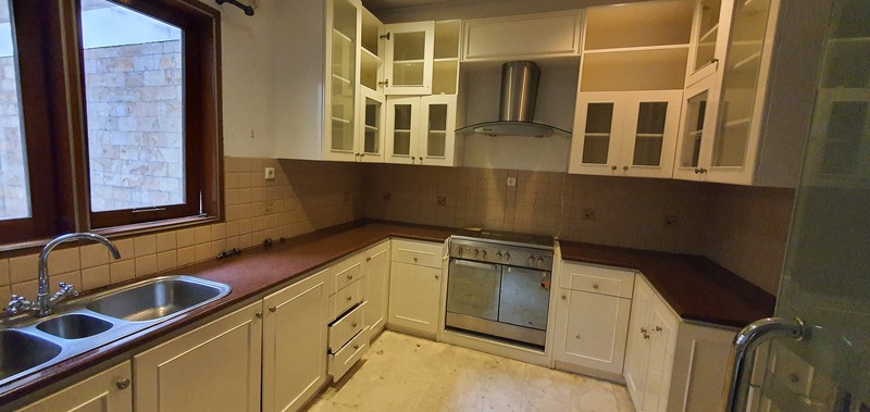 for rent Nice House in a Quite Area of SENOPATI