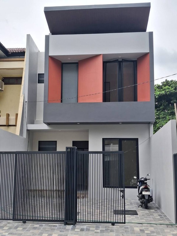 Dijual Rumah Baru Modern  Siap Huni di Manyar Jaya