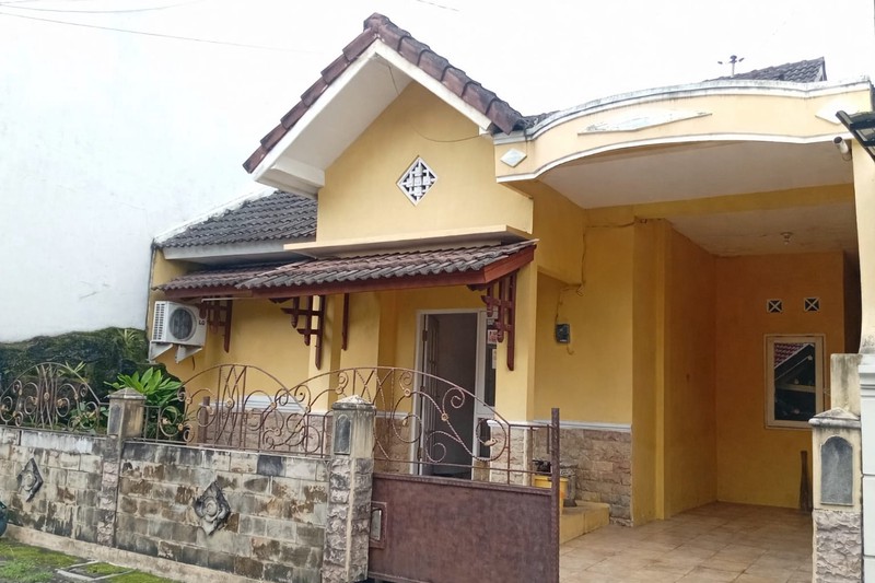 Rumah Nyaman 2 Lantai di Dalam Perum Mertoyudan Magelang Lokasi Strategis & Siap Huni