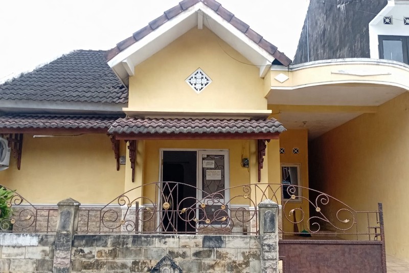 Rumah Nyaman 2 Lantai di Dalam Perum Mertoyudan Magelang Lokasi Strategis & Siap Huni