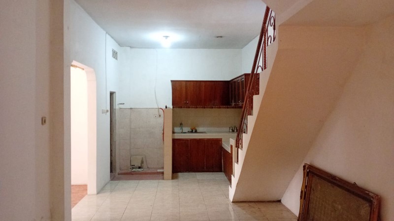 Rumah Nyaman 2 Lantai di Dalam Perum Mertoyudan Magelang Lokasi Strategis & Siap Huni