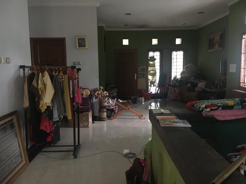 Rumah 2 Lantai Siap Huni Dengan Bonus Bangunan Usaha Terpisah Dari Rumah @Cinere
