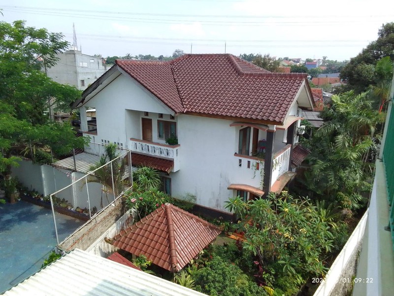 Rumah 2 Lantai Siap Huni Dengan Bonus Bangunan Usaha Terpisah Dari Rumah @Cinere