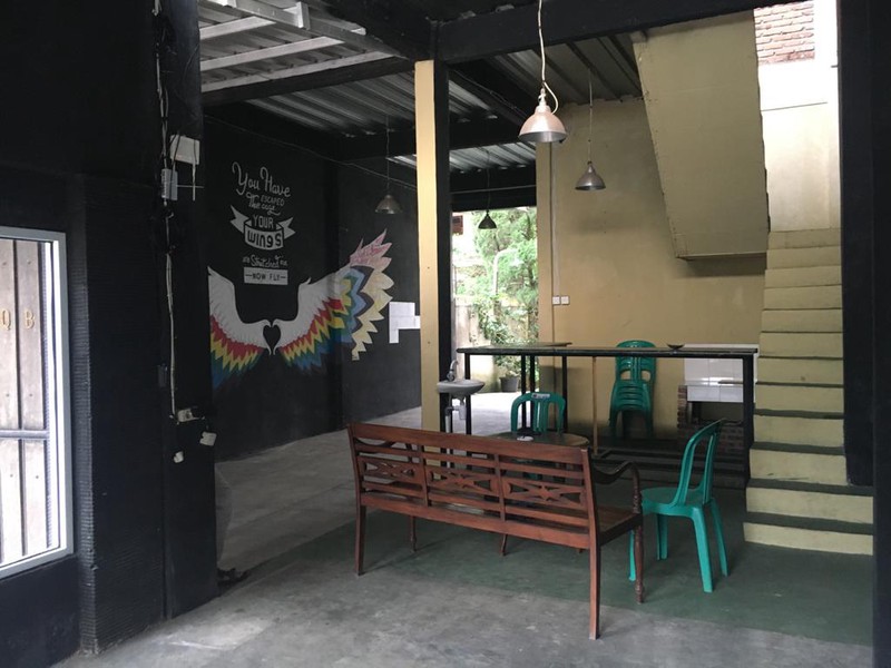 Rumah 2 Lantai Siap Huni Dengan Bonus Bangunan Usaha Terpisah Dari Rumah @Cinere