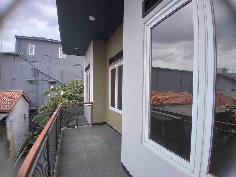 Rumah 2 Lantai di Riung Bandung Cocok Untuk Keluarga Besar