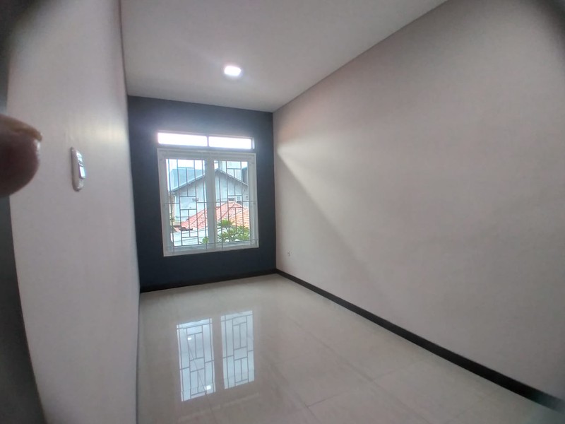 Rumah 2 Lantai di Riung Bandung Cocok Untuk Keluarga Besar