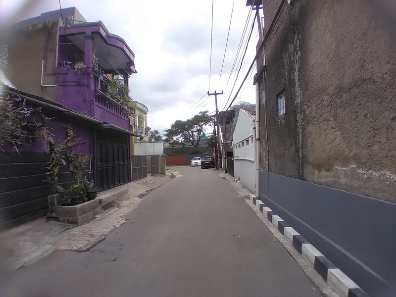 Lokasi Strategis Rumah Kantor 2,5 Lantai di Riung Bandung 