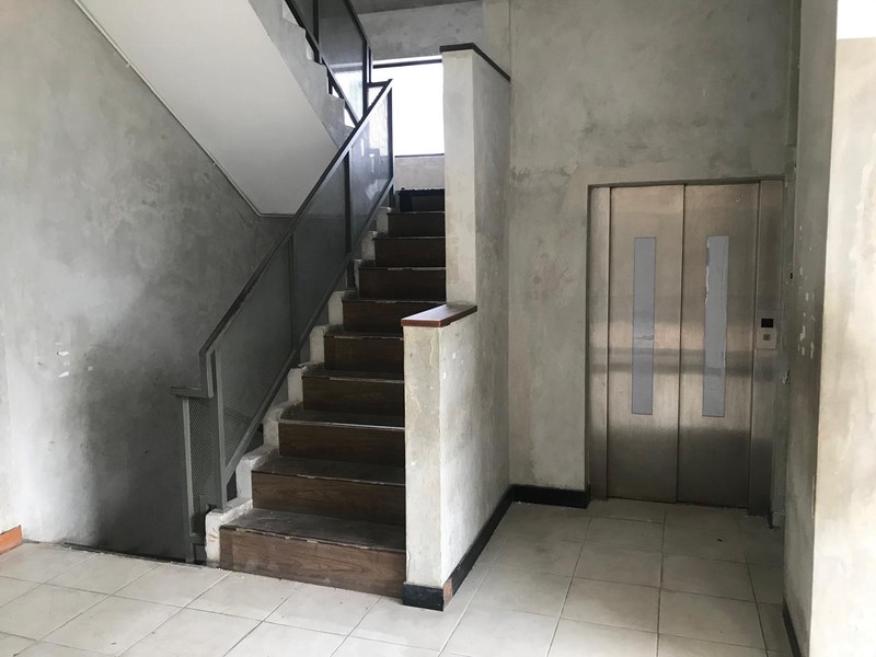 DIJUAL Gedung Perkantoran 4 Lantai di Jl. Dr Saharjo Manggarai Selatan Tebet Jakarta Selatan