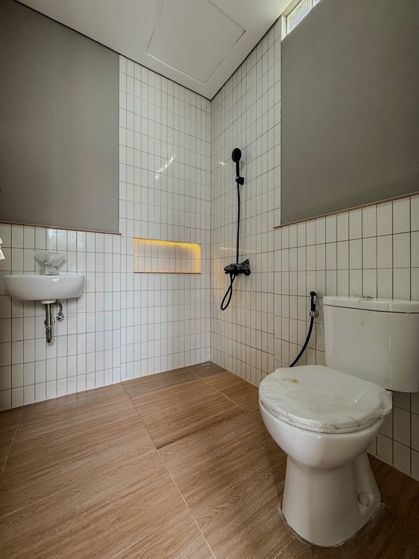 Rumah Strategis di Nusa Loka BSD City - Akses Cepat ke Ciater, Vireya & Tanakayu