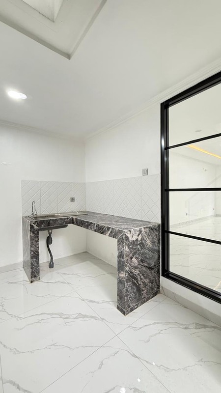 Rumah Premium 2 Lantai Siap Huni Lokasi Strategis Dengan Hunian Yang Nyaman Dan Mewah @Bintaro