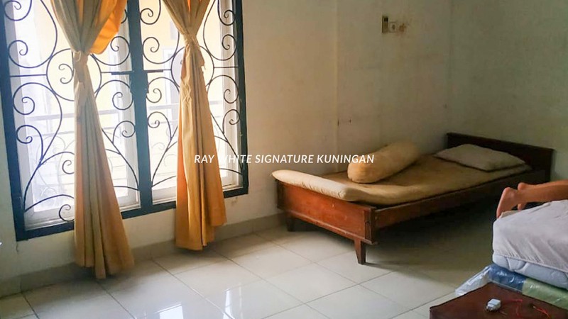 Ruko 3,5 Lantai di Senen