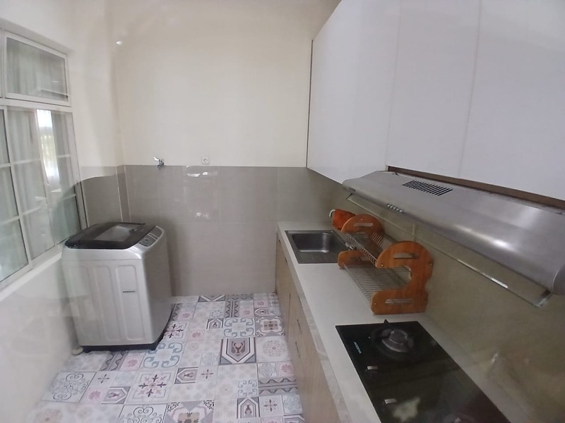 Disewakan Townhouse di Taman Paris 1 - Lippo Karawaci Utara Tangerang