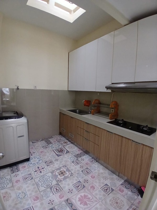 Disewakan Townhouse di Taman Paris 1 - Lippo Karawaci Utara Tangerang