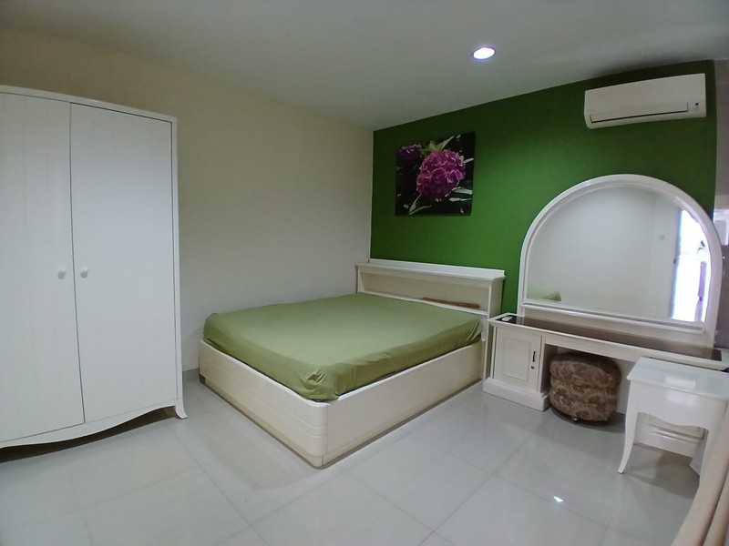 Disewakan Townhouse di Taman Paris 1 - Lippo Karawaci Utara Tangerang
