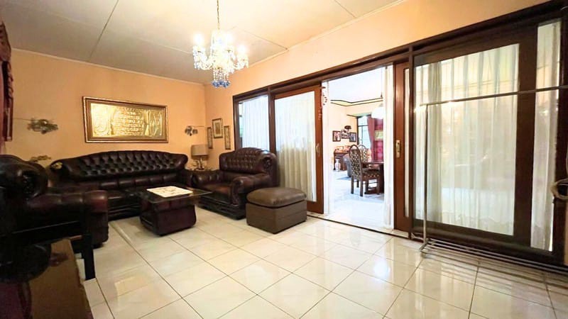 Rumah Asri dan Tenang Di Perumahan Kembar Mas Bandung