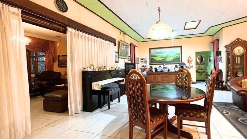 Rumah Asri dan Tenang Di Perumahan Kembar Mas Bandung