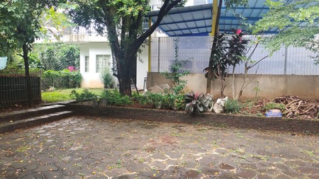 Dijual Cepat Hanya dihitung Tanah Harga Miring dari NJOP, ada Bangunan Rumah & Lokasi Strategis 