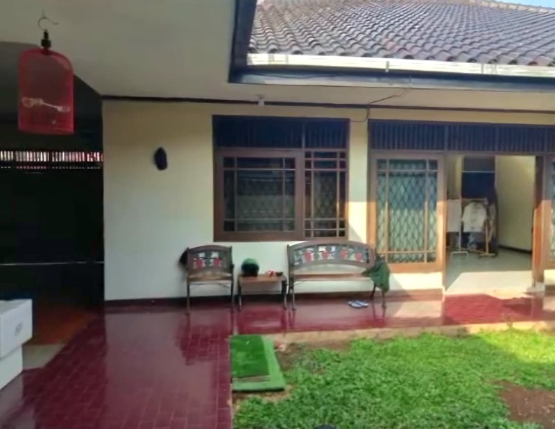 Dijual Cepat Rumah Bagus dipinggir Jalan & Lokasi Strategis