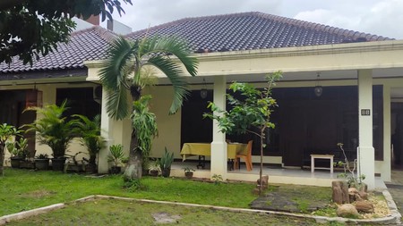 Dijual Cepat Rumah Bagus dipinggir Jalan & Lokasi Strategis