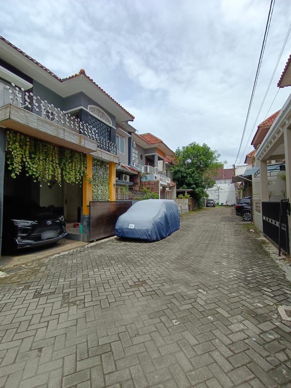 Rumah Mewah 2 Lantai di Dalam Perum, Hunian Nyaman & Strategis di Mlati, Sleman