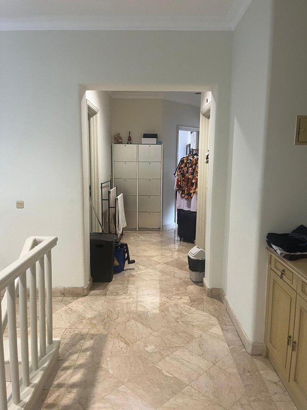 Dijual Rumah Mewah  Dan Siap Huni Di Boulevard Palem Raya , Lippo Karawaci -Tangerang