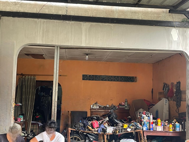 DIJUAL ex bengkel  Hitung harga Tanah di Lebak Bulus