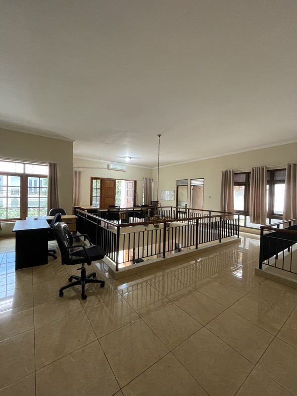 Rumah 2 lantai Dijual Komplek Garuda Kalibata LT 390 SHM