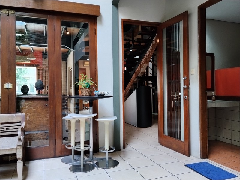 Dijual Gedung Kantor Estetik & Homey Di Bendungan Hilir Tanah Abang