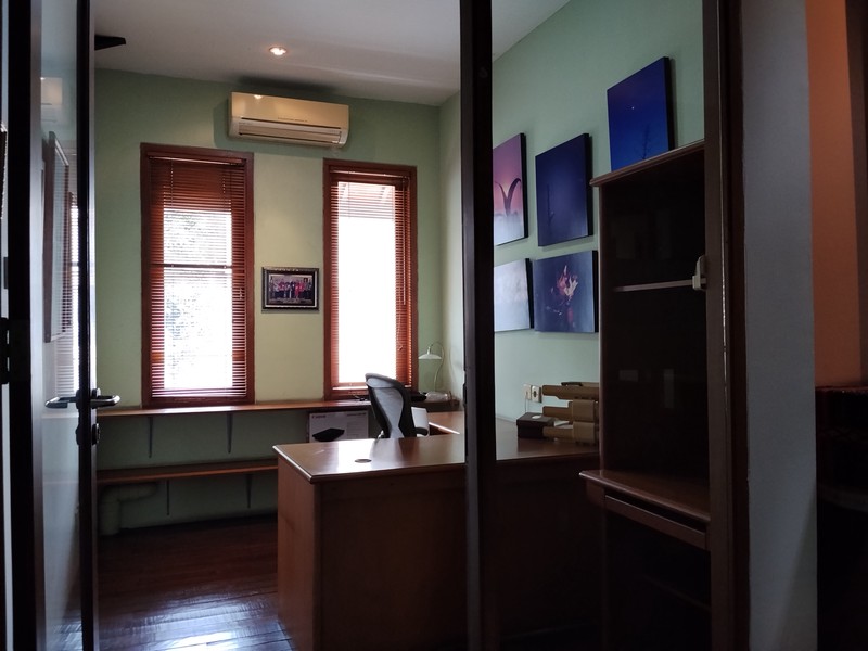 Dijual Gedung Kantor Estetik & Homey Di Bendungan Hilir Tanah Abang
