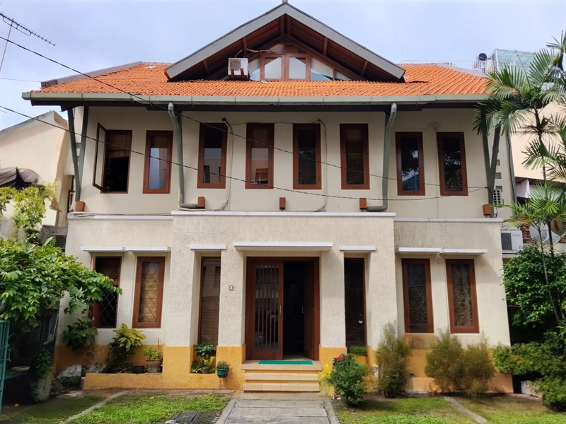 Dijual Gedung Kantor Estetik & Homey Di Bendungan Hilir Tanah Abang